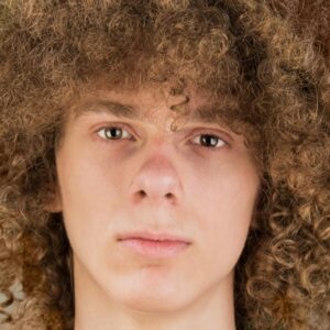 Gentlemens Curly Cut